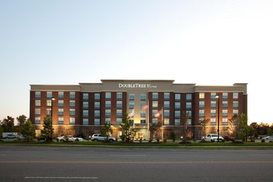 Hotel DOUBLETREE BY HILTON HOTEL RALEIGH - CARY