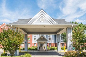 Hotel MICROTEL INN & SUITES BY WYNDHAM PHILADELPHIA AIRPORT