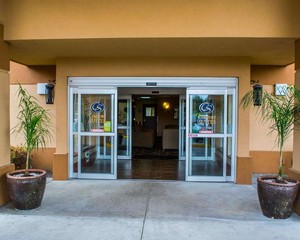 Hotel COMFORT SUITES SOUTHWEST