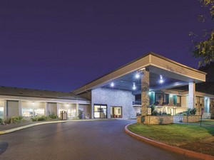 Hotel LA QUINTA INN & SUITES PORTLAND NW