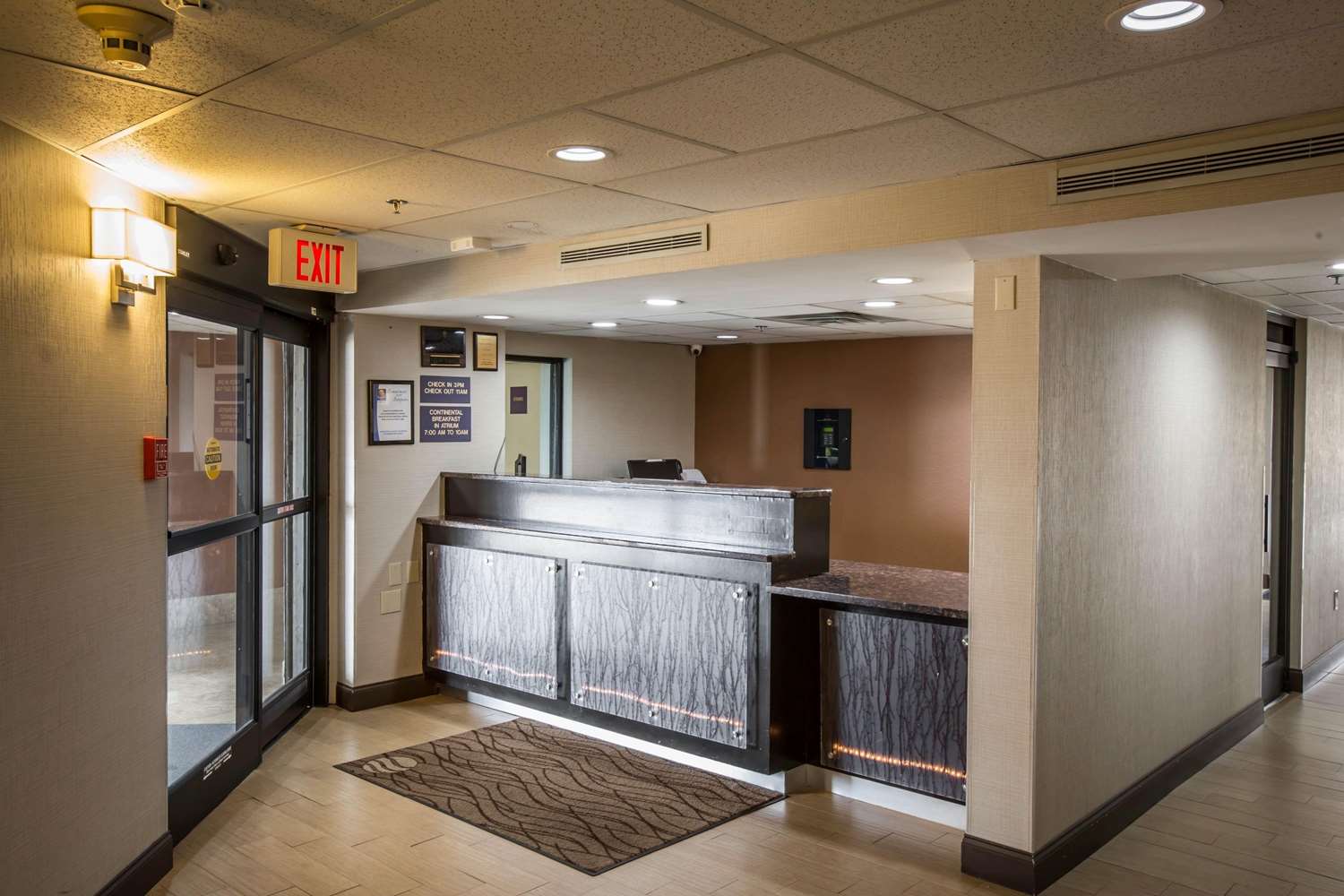 Hotel COMFORT INN NORTH OF ASHEVILLE