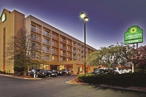 Hotel LA QUINTA INN & SUITES KINGSPORT TRICITIES AIRPORT