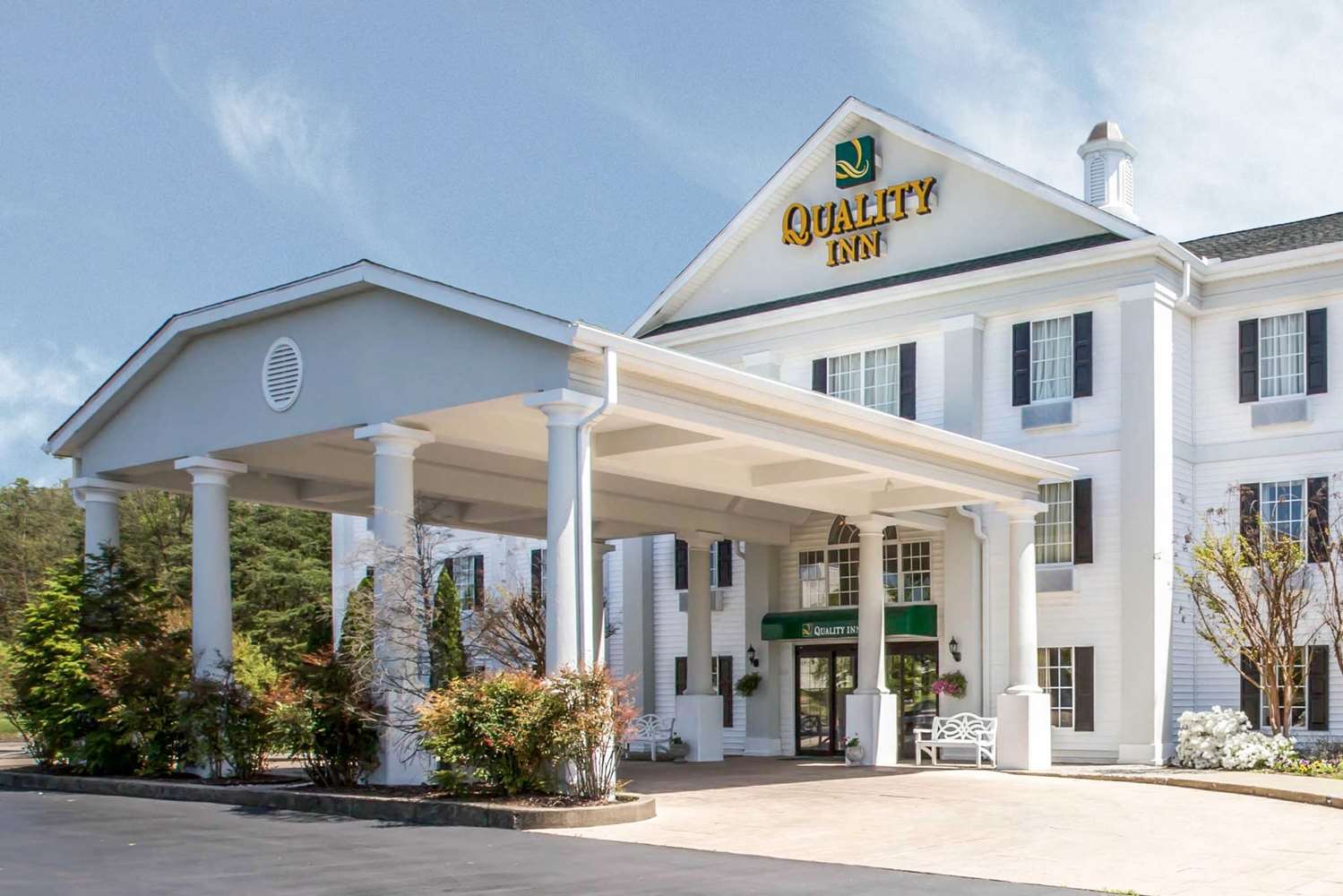 Hotel QUALITY INN GREENEVILLE