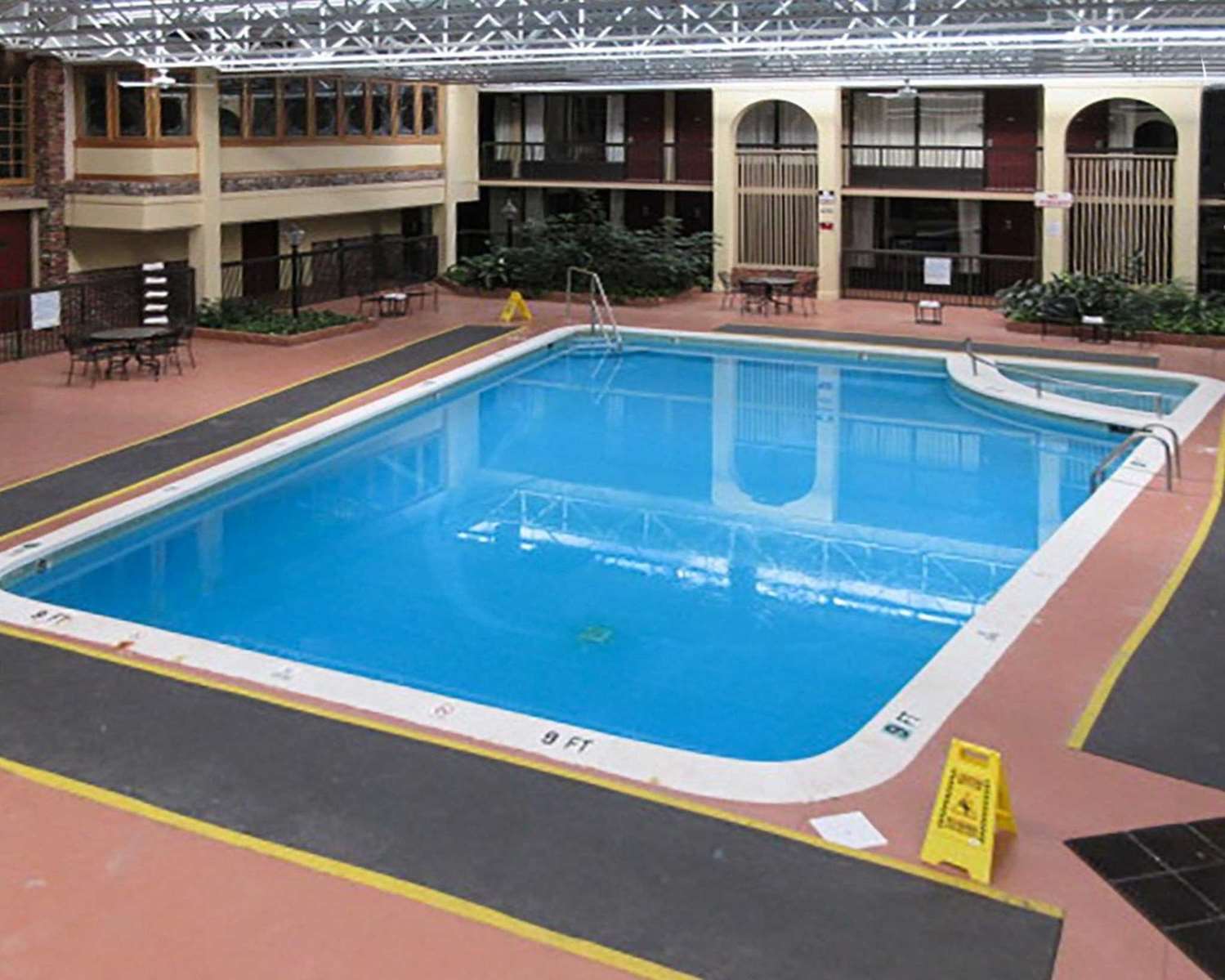 Hotel QUALITY INN NEWPORT
