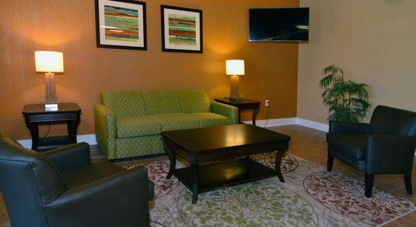 Hotel INTOWN SUITES AUSTIN
