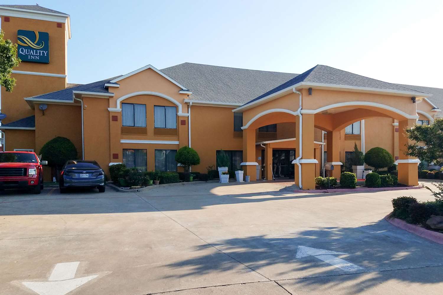 Hotel QUALITY INN HILLSBORO