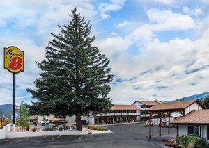 Hotel LOYAL DUKE LODGE