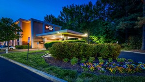 Hotel BEST WESTERN PLUS RICHMOND AIRPORT HOTEL