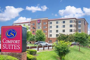Hotel COMFORT SUITES AT VIRGINIA CENTER COMMONS