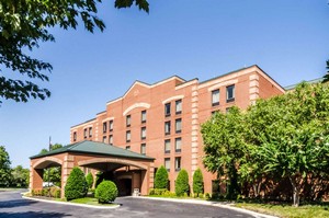 Hotel COMFORT SUITES INNSBROOK