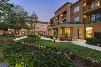 Hotel COURTYARD RICHMOND AIRPORT