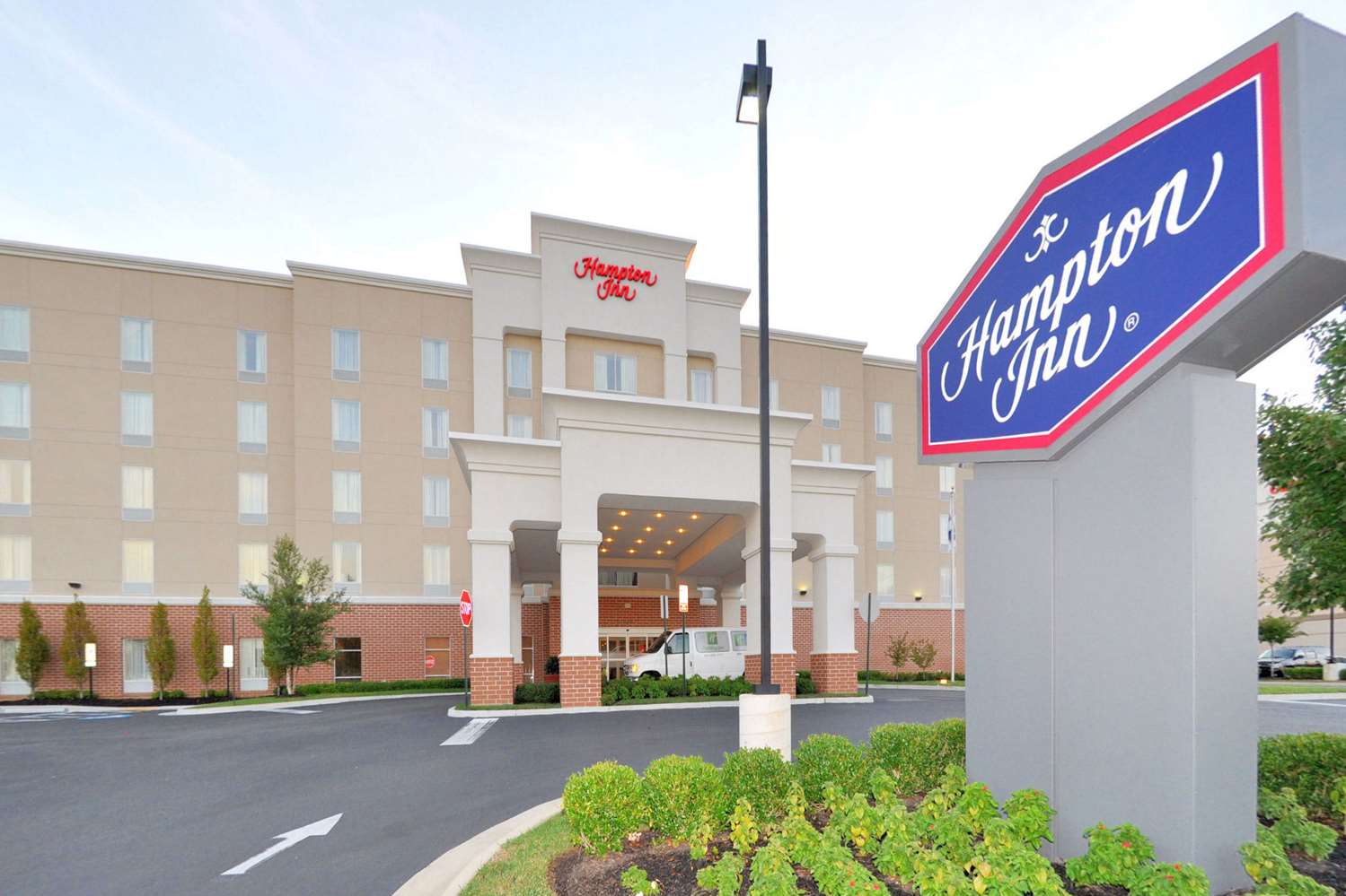 Hotel HAMPTON INN RICHMOND - AIRPORT
