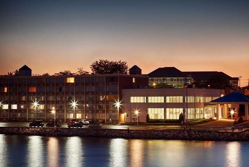 Hotel WYNDHAM GARDEN KENOSHA HARBORSIDE