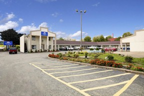 Hotel AMERICAS BEST VALUE INN AND SUITES WASHINGTON