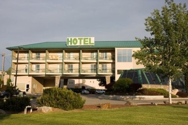 Hotel COBBLESTONE HOTEL AND SUITES CONNELLSVILLE