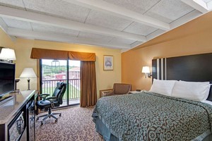 Hotel DAYS INN BY WYNDHAM, WASHINGTON