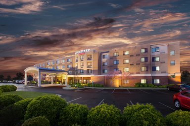 Hotel COURTYARD FAYETTEVILLE