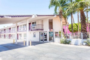 Hotel KNIGHTS INN & SUITES YUMA