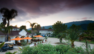 Hotel INDIAN SPRINGS RESORT AND SPA