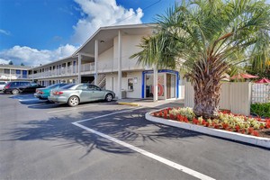 Hotel MOTEL 6 SANTA ROSA SOUTH CA