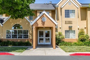 Hotel QUALITY INN & SUITES