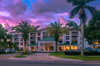 Hotel COURTYARD NAPLES