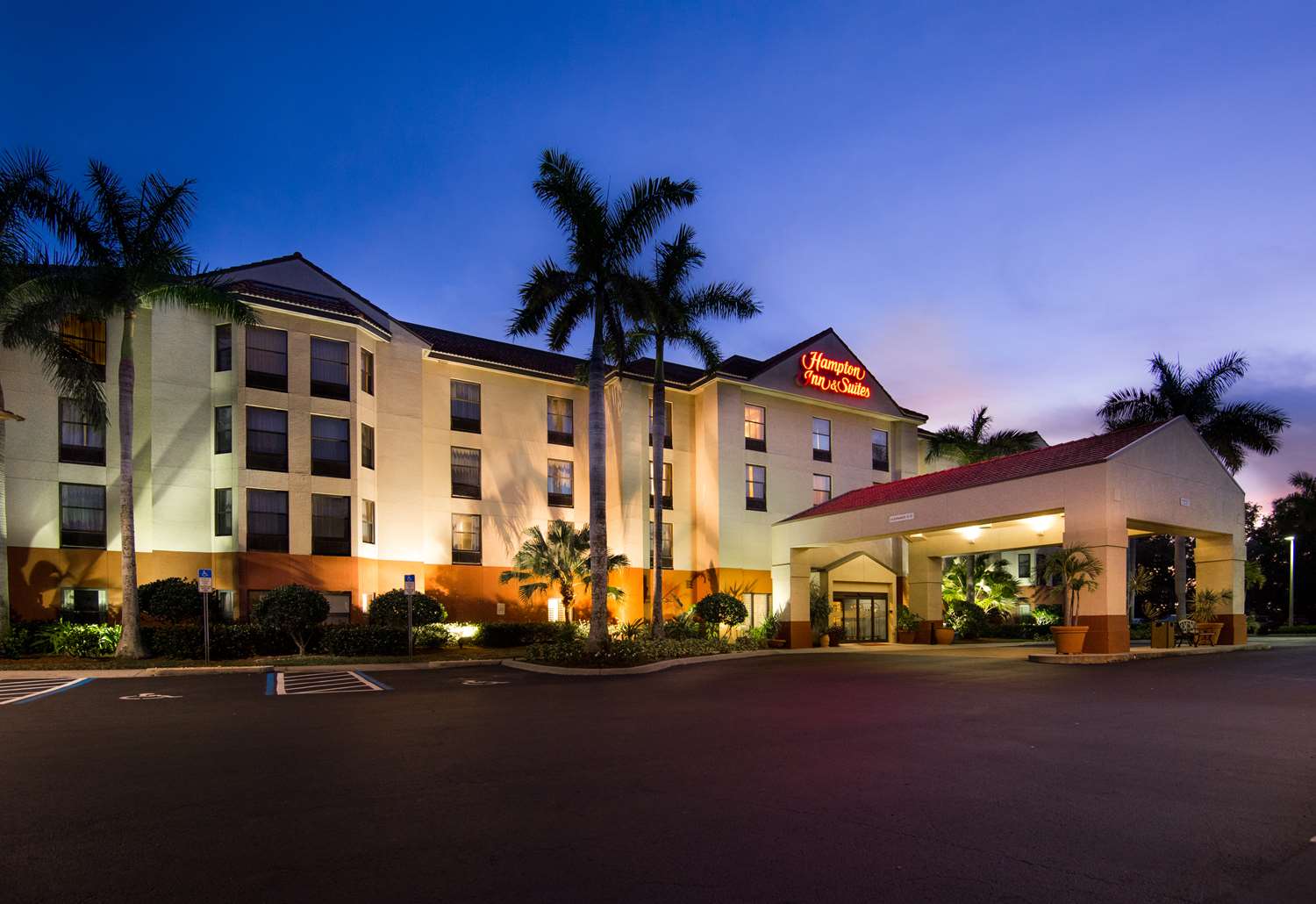 Hotel HAMPTON INN - SUITES FORT MYERS BEACH-SANIBEL GATEWAY FL