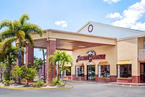 Hotel HOWARD JOHNSON INN - FT. MYERS FL