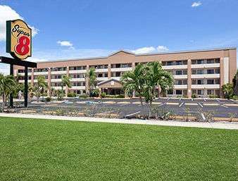 Hotel SUPER 8 FORT MYERS