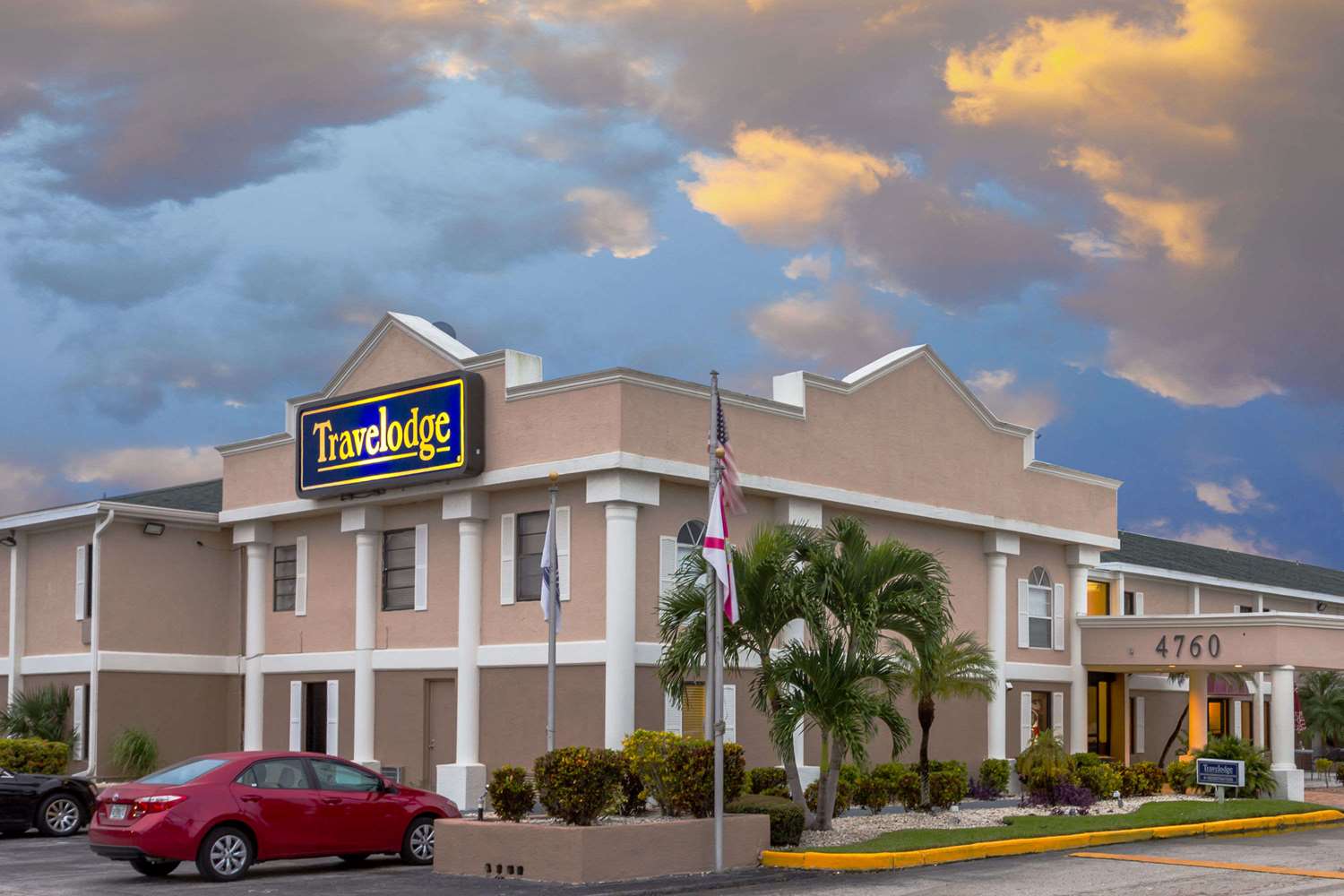 Hotel TRAVELODGE BY WYNDHAM, FORT MYERS