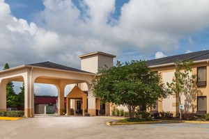 Hotel DAYS INN & SUITES BY WYNDHAM NEW IBERIA