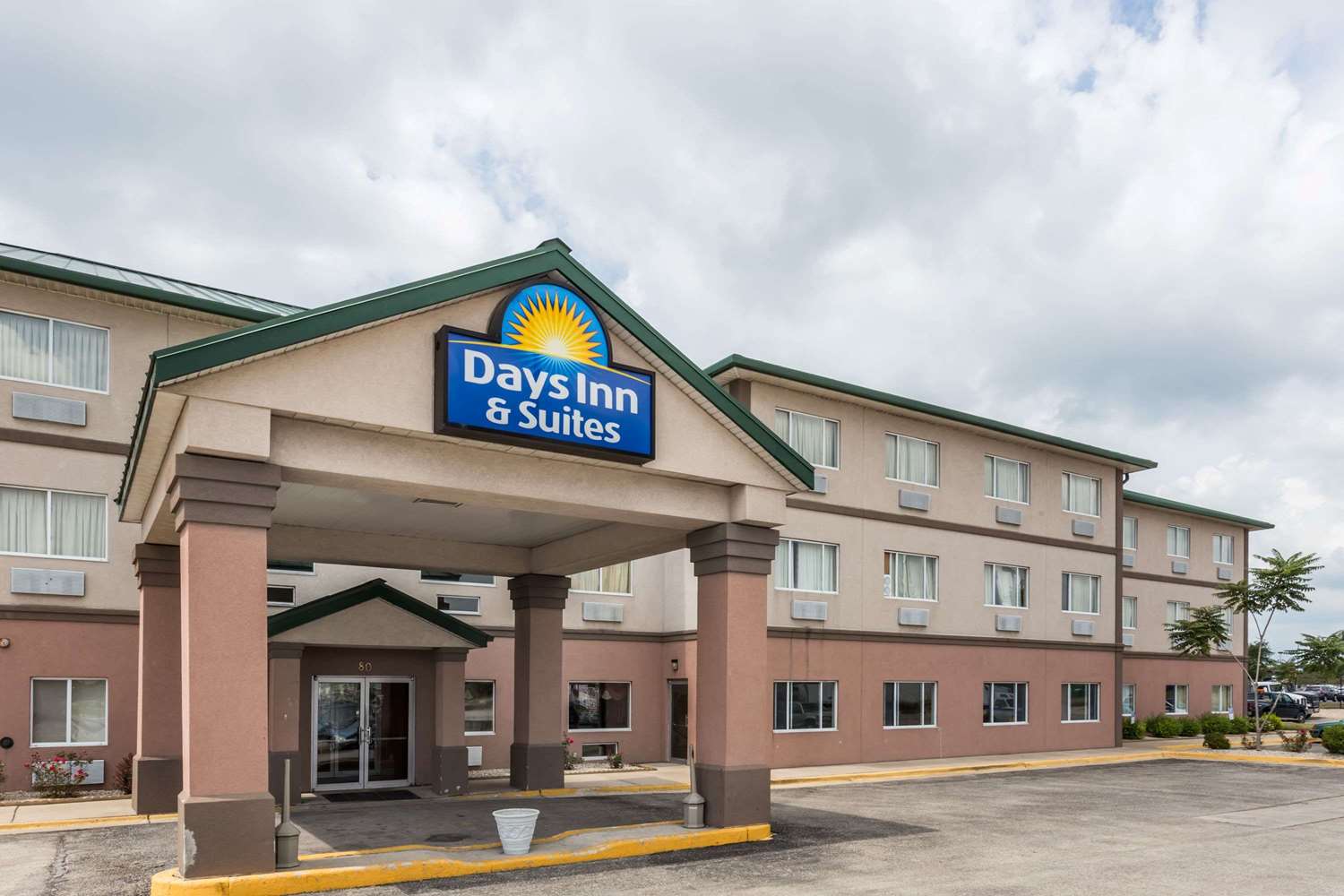 Hotel DAYS INN & SUITES BY WYNDHAM, OF MORRIS