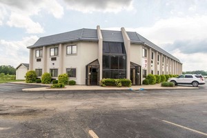 Hotel MOTEL 6 CLOVERDALE, IN - GREENCASTLE