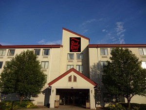 Hotel RED ROOF INN & SUITES INDIANAPOLIS AIRPORT