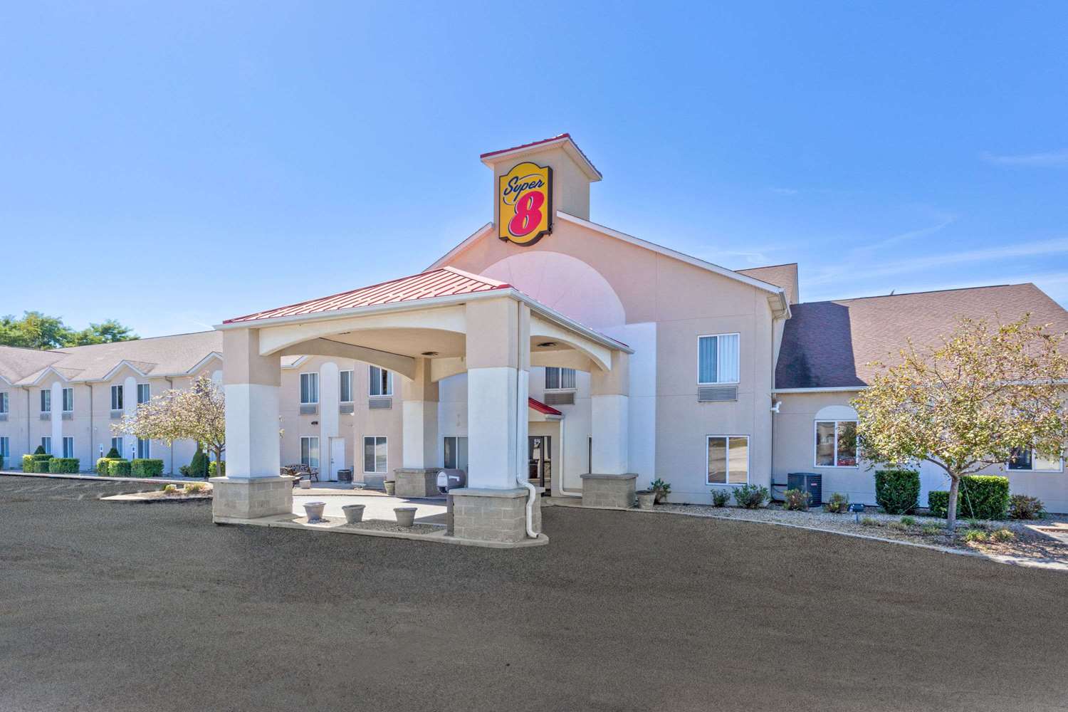 Hotel SUPER 8 CLOVERDALE