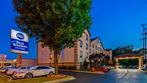 Hotel BEST WESTERN INN & SUITES - MIDWAY AIRPORT