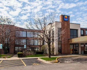 Hotel COMFORT INN DOWNERS GROVE NORTH