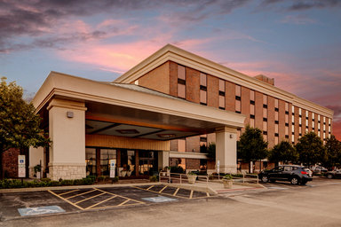 Hotel HOLIDAY INN CHICAGO SW-COUNTRYSIDE CONFCTR