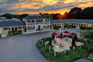 Hotel THE PORT INN, AN ASCEND HOTEL COLLECTION MEMBER