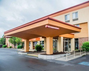 Hotel QUALITY INN AND SUITES RIVERFRONT