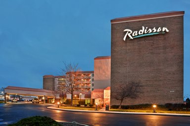 Hotel RADISSON HOTEL CLEVELAND AIRPORT WEST