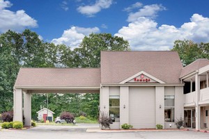 Hotel RAMADA CLEVELAND AIRPORT WEST