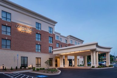 Hotel COURTYARD HERSHEY CHOCOLATE AVENUE