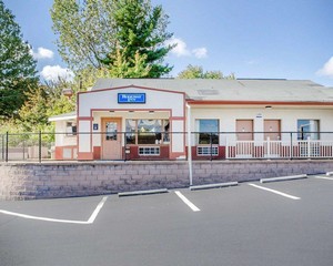 Hotel RODEWAY INN HARRISBURG