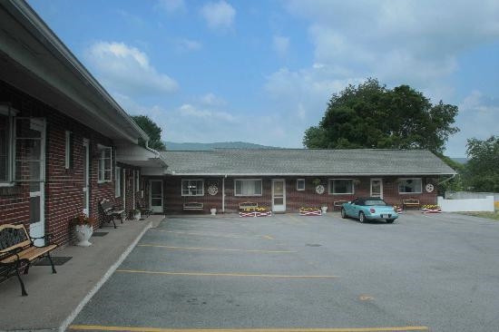 Hotel JUDY'S MOTEL BEDFORD