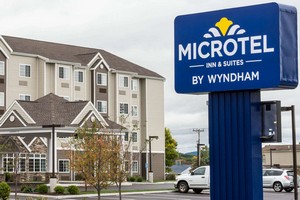 Hotel MICROTEL INN & SUITES BY WYNDHAM ALTOONA