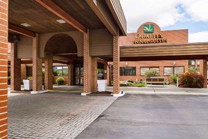 Hotel QUALITY INN & SUITES ALTOONA