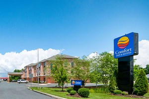 Hotel COMFORT INN & SUITES CAMBRIDGE