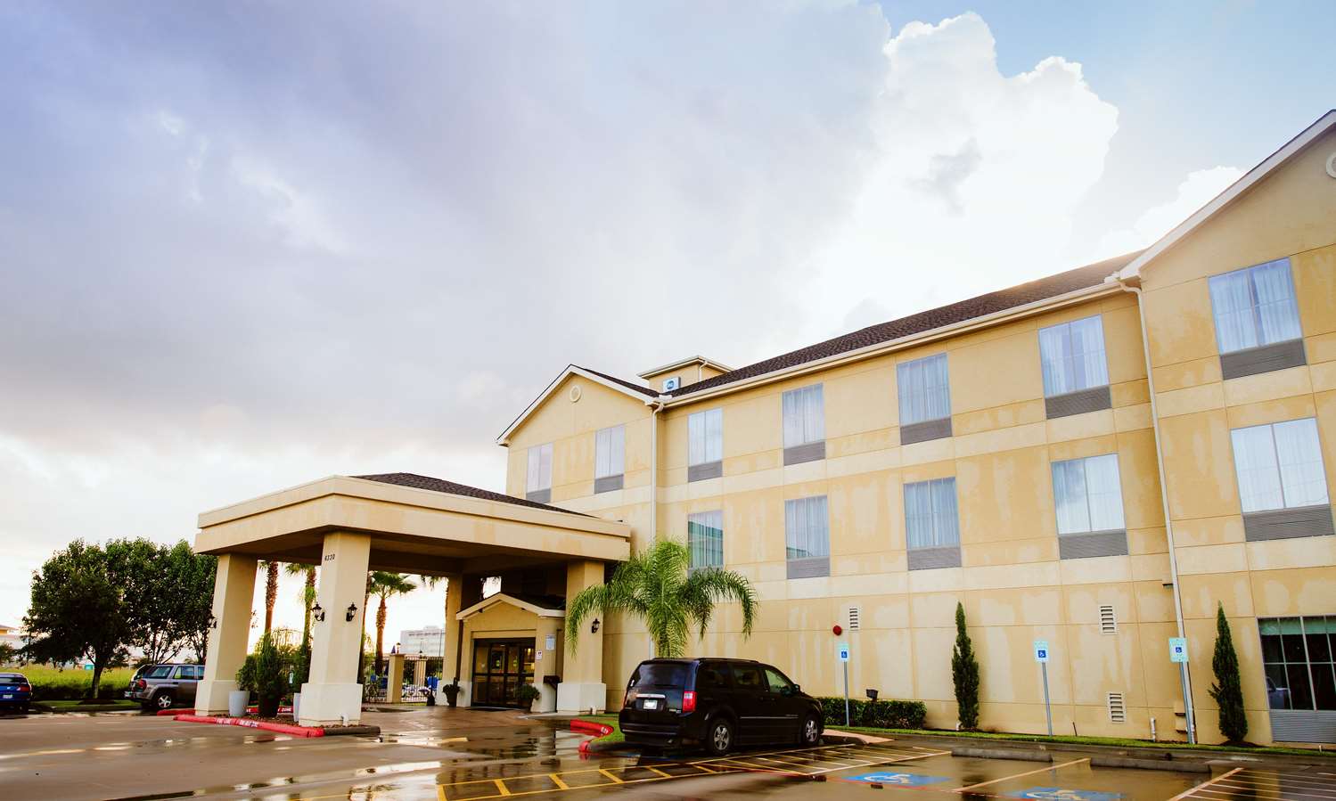 Hotel BEST WESTERN SUGARLAND INN