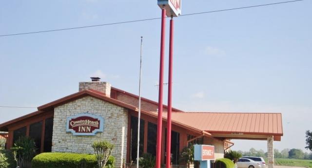 Hotel COUNTRY HEARTH INN AND SUITES WHARTON
